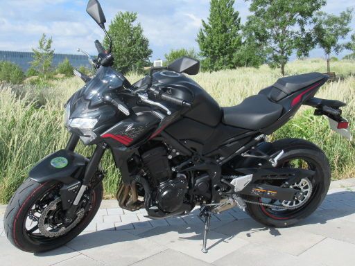 Kawasaki ZR900F, 92 kW, Ansicht von der linken Seite