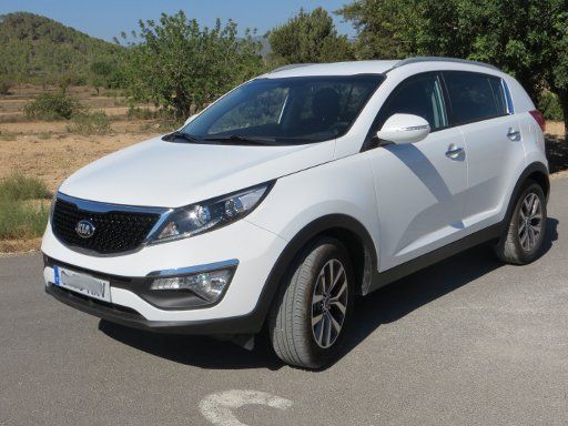 Kia Sportage 1.7 CRDi Diesel im September 2014, Ansicht von vorne / Seite