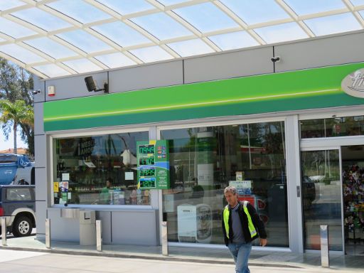 ENERGY FORCE V Tankstelle, Avenida Manuel Fraga Iribarne 17, 29620 Torremolinos, Spanien