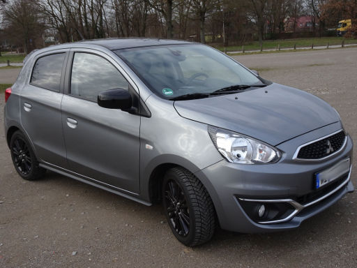 Mitsubishi Space Star Diamant+, Ansicht von vorne / Seite