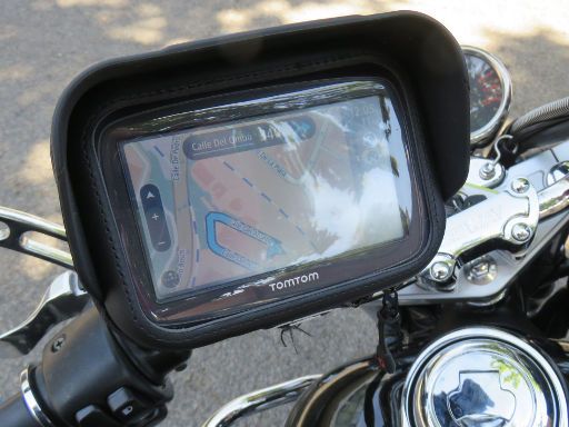 Zielkurve, Motorradhalterung & Tasche Blendschutz mit TomTom START 40 Europe 45 Länder Navigation