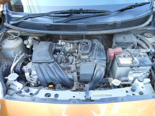 Nissan March / Micra im Januar 2012, 1.2 Liter Benziner Motorraum