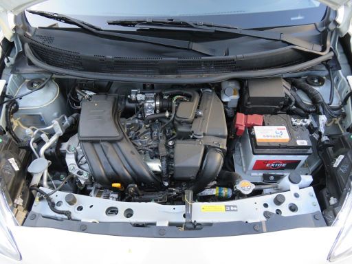 Nissan Micra, K13 A A08 1.2 Liter, 1.2 Liter Benziner Motorraum