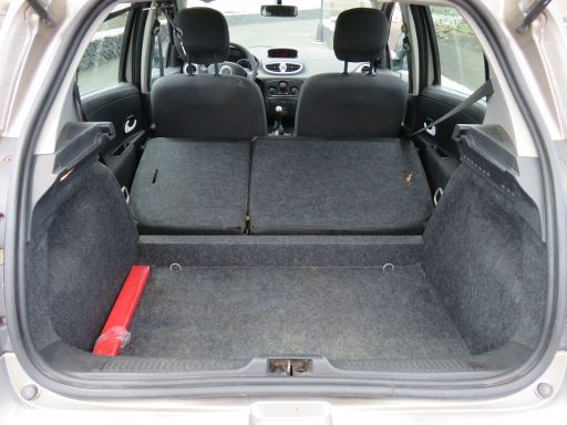 Renault Clio YAHOO!®, Kofferraum mit geteilt umklappbaren Rückenlehnen