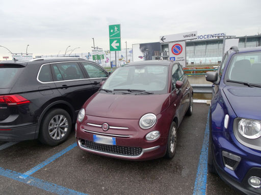 Sicily by Car®, Italien, Rückgabe Sicily by Car® Parkplatz im Parkhaus