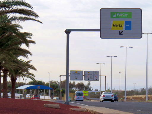 TopCar rent a car Spanien, Einfahrt Rückgabe Flughafen Lanzarote ACE