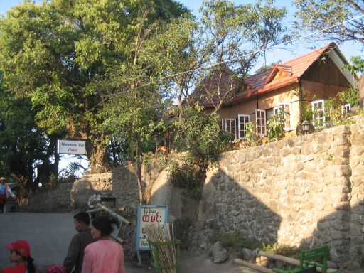 Mountain Top Hotel, Kyaiktiyo, Myanmar, Außenansicht