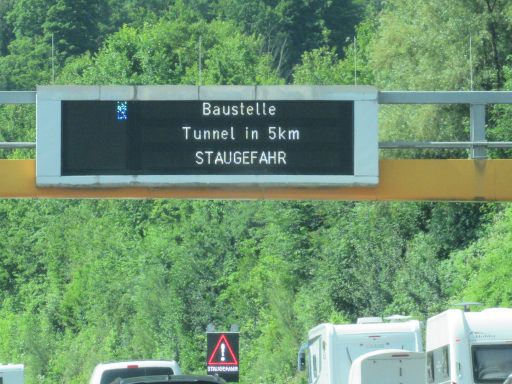 ASFINAG PKW Maut Digitale Vignette, A10 Tauernautobahn Stau vor Tunnel Richtung Süden