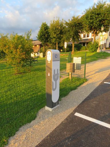 Faistenau, Österreich, Ladesäule für Elektrofahrzeuge