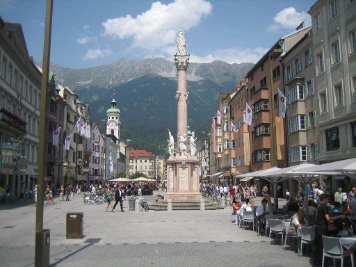 Innsbruck, Österreich, Annasäule auf der Maria Theresien Straße