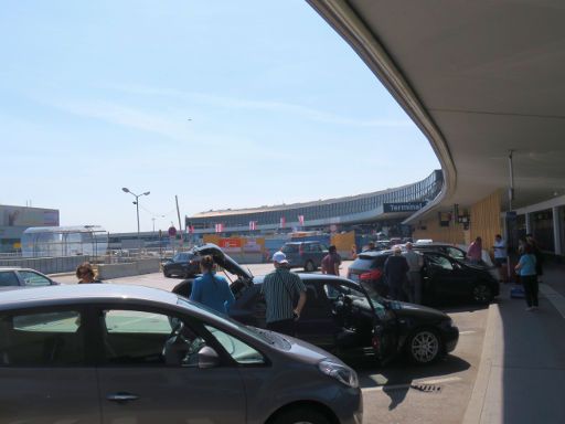 Flughafen Wien, VIE, Österreich, Kurzzeitparkplätze Terminal 1 Abflug Bereich