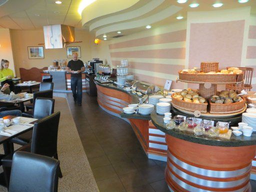 Mercure Warszawa Centrum, Warschau, Polen, nur ein Teil vom Frühstücksbuffet