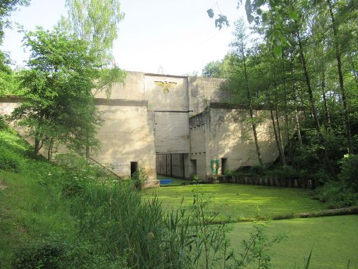 Masurischer Kanal, Schleuse Fürstenau, Leśniewo - Fürstenau, Polen, Einfahrt Schleusenkammer