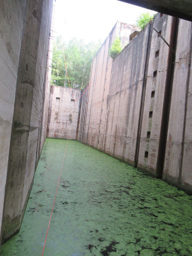 Masurischer Kanal, Schleuse Fürstenau, Leśniewo - Fürstenau, Polen, Schleusenkammer