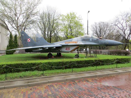 Warschau, Polen, Armee Museum MiG–29