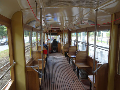 Historische Straßenbahn, Wrocław, Polen, Fahrgastraum aus Holz