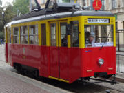 Historische Straßenbahn, Wrocław, Polen, historische Straßenbahn an der Haltestelle Oper