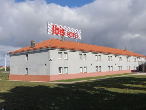 ibis Lisboa Oeiras, Lissabon, Portugal, Außenansicht in der Aera de Servico da Auto–Estrada, Da Costa Do Estoril A5 Km 9,6, 2780–826 Oeiras