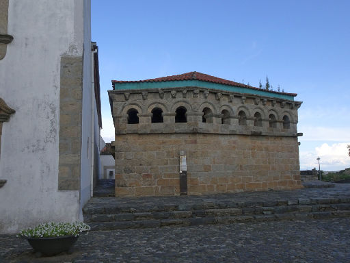 Bragança, Portugal, Domus Municipalis