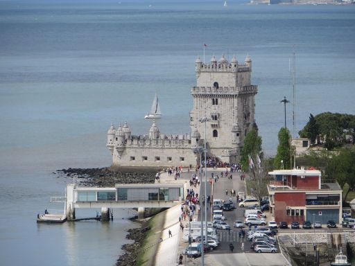 Padrão dos Descobrimentos, Lissabon, Portugal, Blick von der Aussichtsplattform auf den Torre de Belém