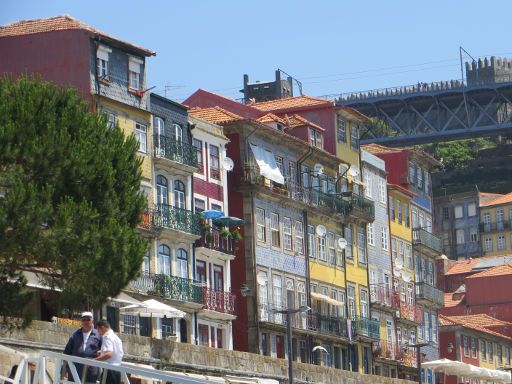 Douro Acima, 6 Brücken Bootsfahrt, Porto, Portugal, Ribeira Kai vom Boot aus gesehen