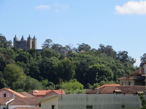 Burg, Santa Maria da Feira, Portugal, Ansicht von der Stadt aus