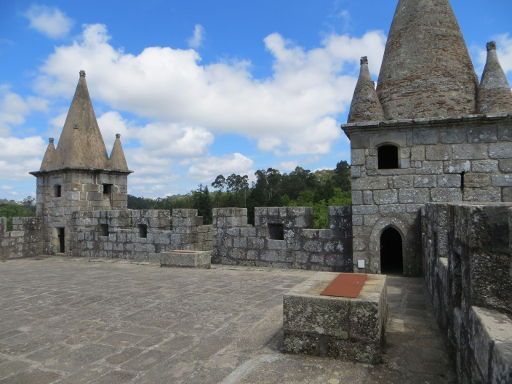 Burg, Santa Maria da Feira, Portugal, Burg Dach