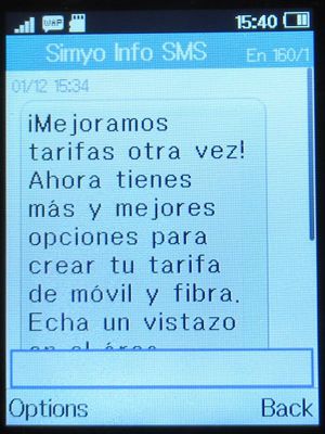 simyo prepaid SIM Karte Spanien, neue Tarife 2020 SMS Info auf einem Alcatel 2051X