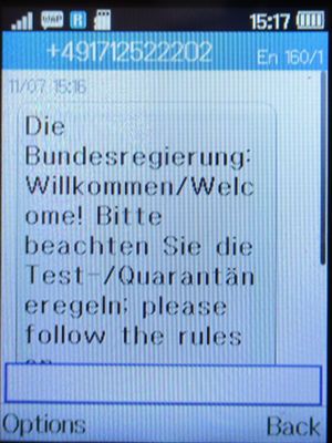 simyo prepaid SIM Karte Spanien, SMS mit Hinweisen zu Test- Quarantäneregeln auf einem Alcatel 2051X im Juli 2021