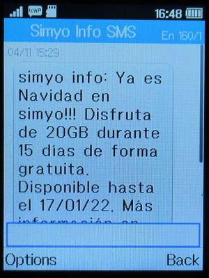 simyo prepaid SIM Karte Spanien, Datenpaket Weihnachten Aktion 2021 SMS Info auf einem Alcatel 2051X