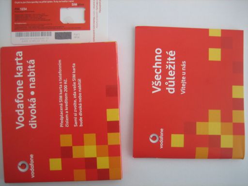 Vodafone Tschechische Republik, Starter Paket, mit ausführlicher Bedienungsanleitung, Verpackungskarton und Kunststoffkartenhalter der SIM Karte