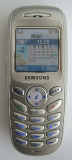 Samsung, Mobiltelefon, SGH–X100, Frontansicht in Silber