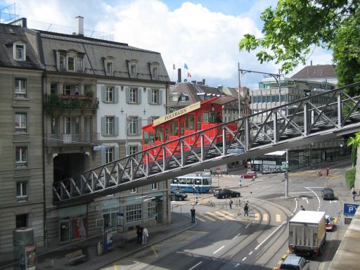 Zürich, Schweiz, Polybahn fährt vom Central zum Polytechnikum