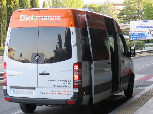 Dickmanns Rent a Car in Madrid, Transferbus am Flughafen Terminal 1