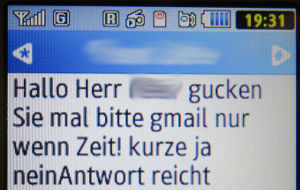 SMS auf einem Samsung GT-C3590 mit der Bitte ins gmail Postfach zu sehen
