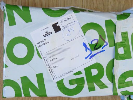 GROUPON®, Spanien, Sendung mit Royal Mail aus London Großbritannien