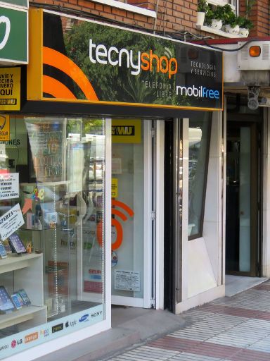 SEUR dpd group, SEUR Paketshop, Tecnyshop Calle José del Hierro 50 in 28027 Madrid