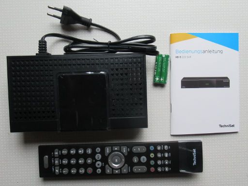 TechniSat HD-S 223 DVR, Satelliten Receiver DVB-S2, Bedienungsanleitung, Satelliten Receiver, Batterien und Fernbedienung