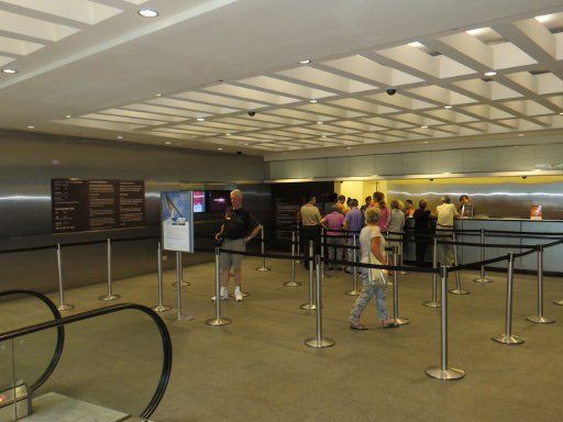 Singapore, Singapore, Marina Bay Sands® SkyPark®, Eingang und Kartenverkauf
