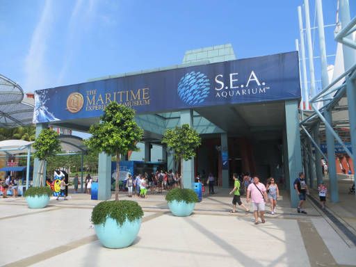 Resorts World™ S.E.A Aquarium™, Singapore, Eingang