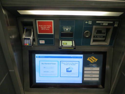 SMRT, Singapore, Automat um die ez link Karte aufzuladen