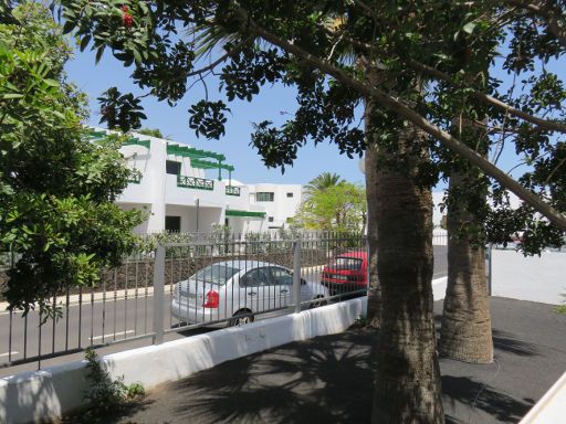 Apartamentos Panorama Puerto del Carmen, Lanzarote, Spanien, Zimmer 100 mit Terrasse mit Blick zur Straße