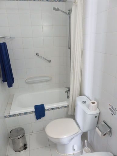 Apartamentos Panorama, Puerto del Carmen, Lanzarote, Spanien, Bad mit Dusche und WC