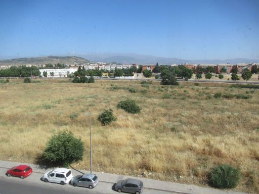 B&B Hotel Granada, Granada, Spanien, Zimmer 303 mit Ausblick auf Granada und Sierra Nevada