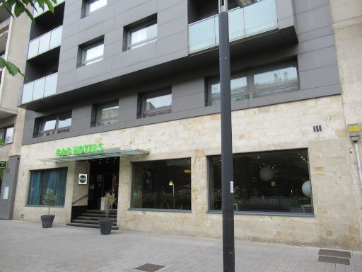 B&B Hotel Vitoria General Álava, Vitoria-Gasteiz, Spanien, Außenansicht in der Avenida Gasteiz 79, 01009 Vitoria Gasteiz, Álava