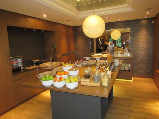 B&B Hotel Vitoria General Álava, Vitoria-Gasteiz, Spanien, Frühstücksbuffet