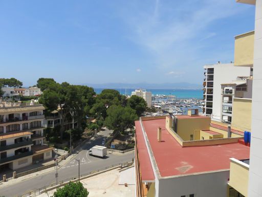 Hotel Amazonas S’Arenal, Mallorca, Spanien, Balkon mit Blick zum Hafen und auf das Meer