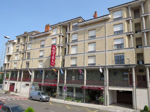 Hotel Arcea Villaviciosa, Villaviciosa, Spanien, Außenansicht an der Calle Víctor García de La Concha 32, 33300 Villaviciosa