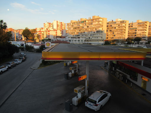 Hotel Aura, Algeciras, Spanien, Zimmer 202 mit Blick auf die Tankstelle