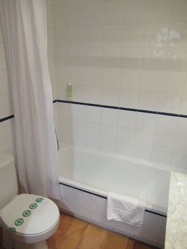 Hotel Cueli, Viveda - Santillana del mar, Spanien, Bad mit WD, WC und Dusche / Badewanne